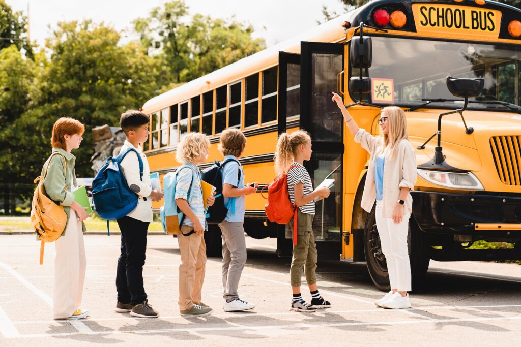 school bus with kids min